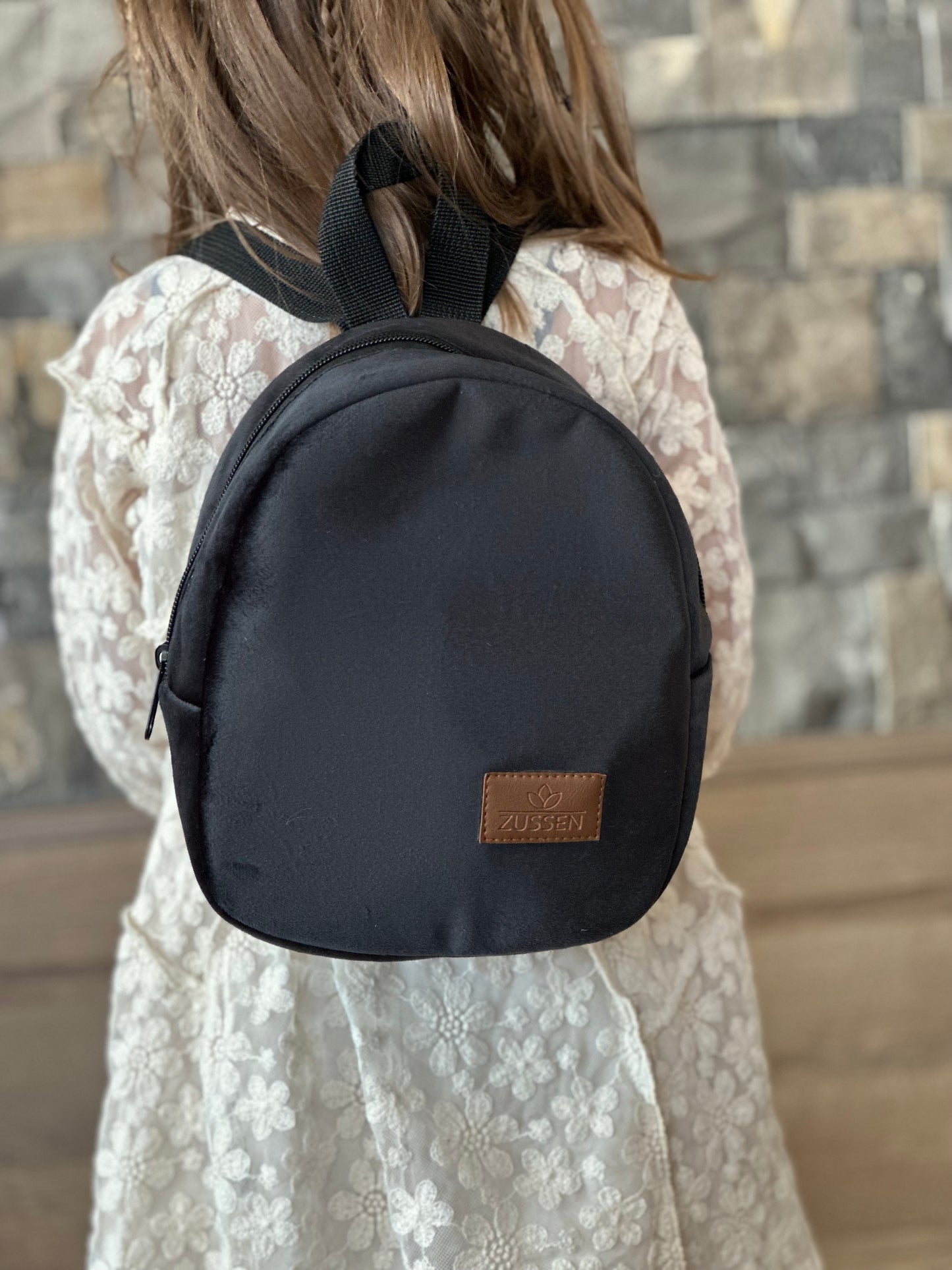 ZUSSEN Rugtas | Velvet Black